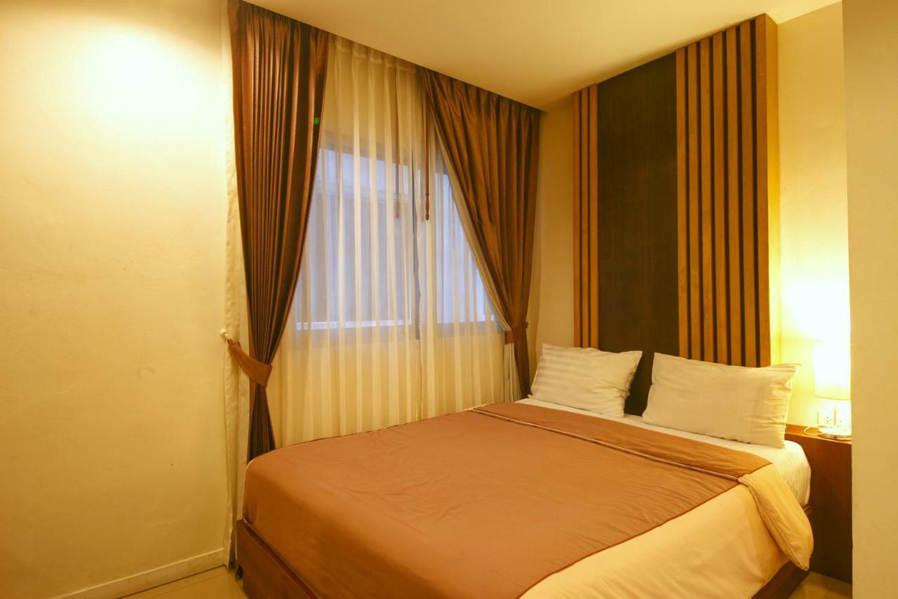 Tropical Sunset Hotel Patong Esterno foto